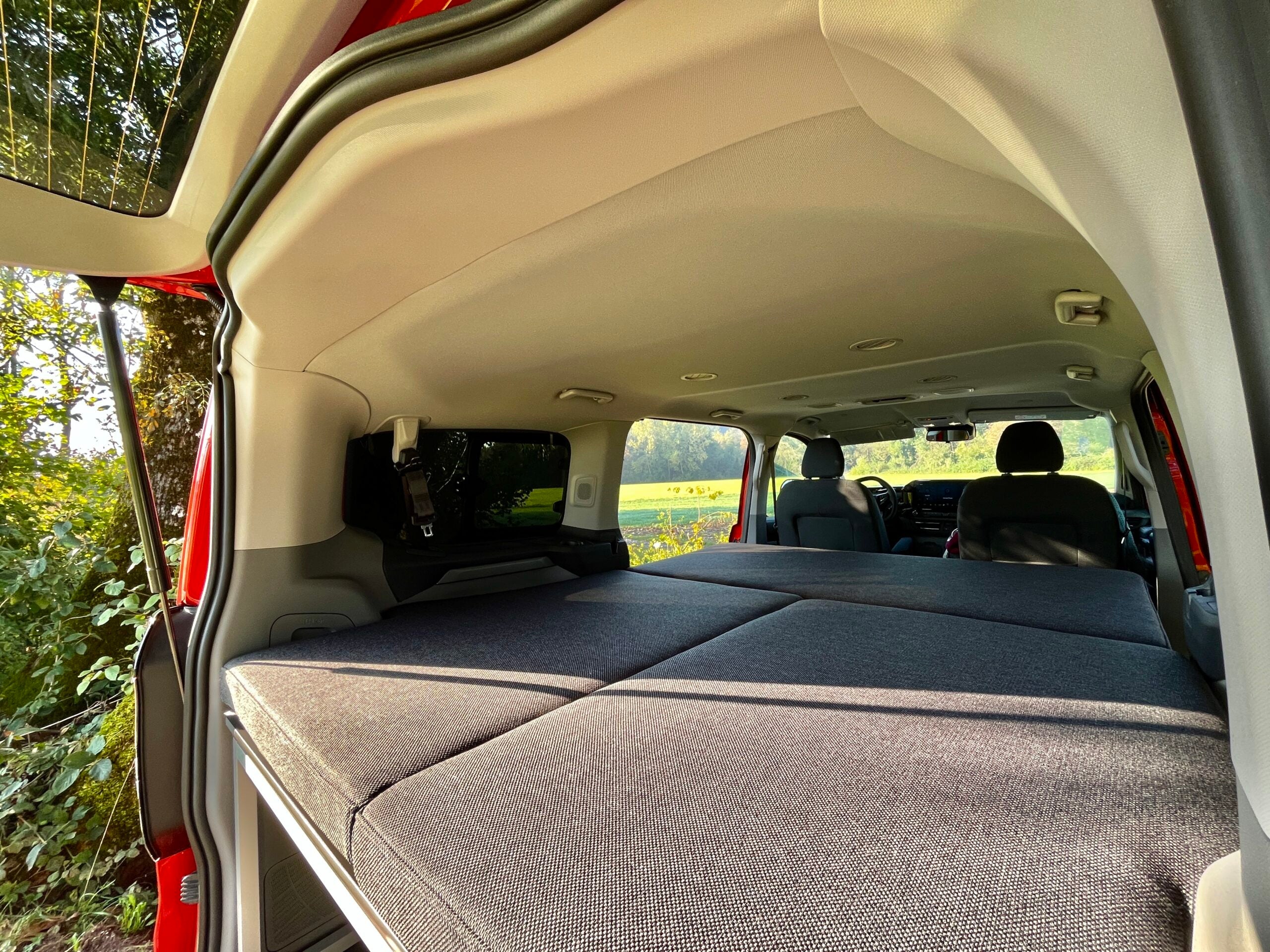 FLIP Adventure Bed - Campervan module with lots of storage space