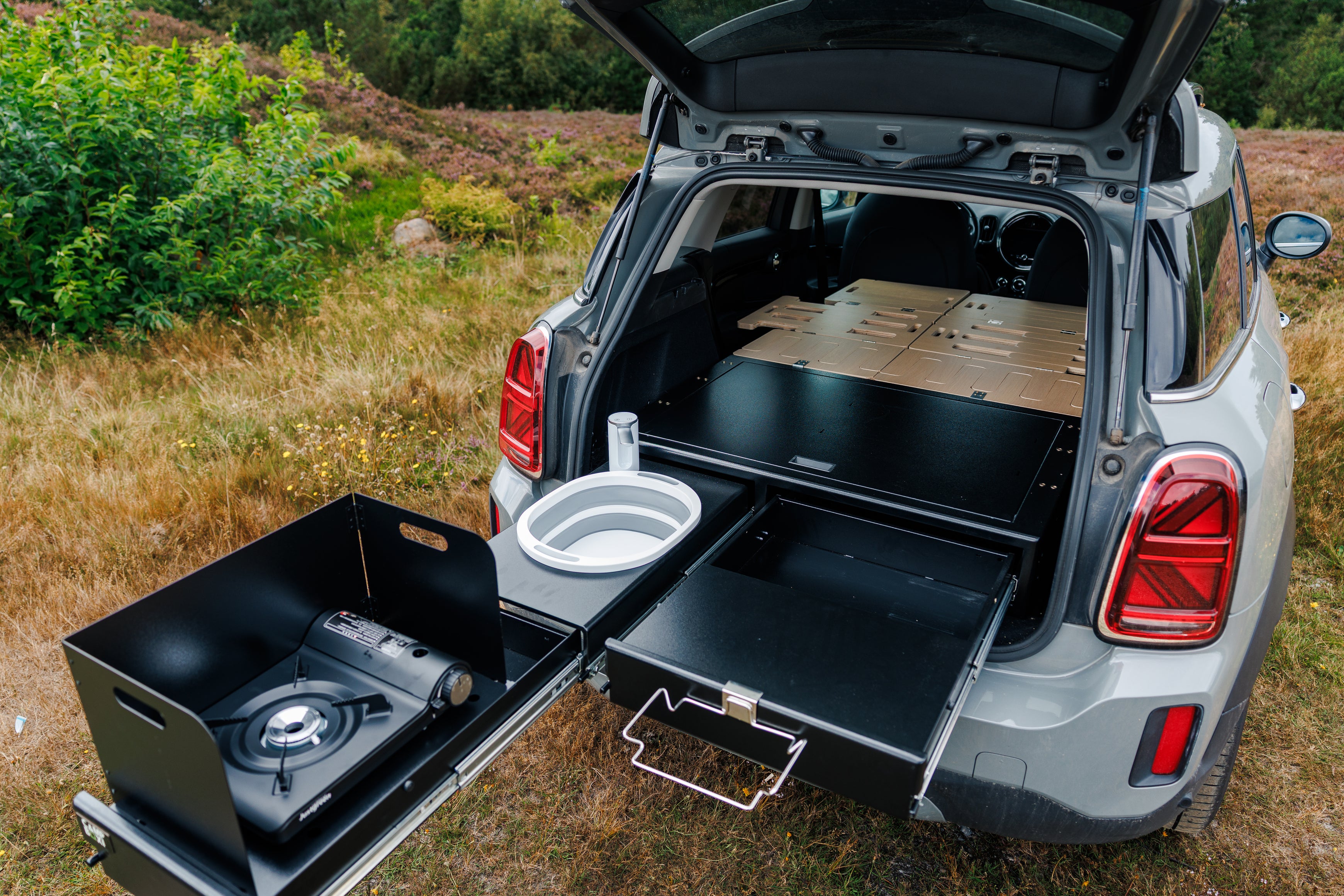 CampBoxi Kitchenfit - Allt-i-ett Camper Box för vardagsbilar