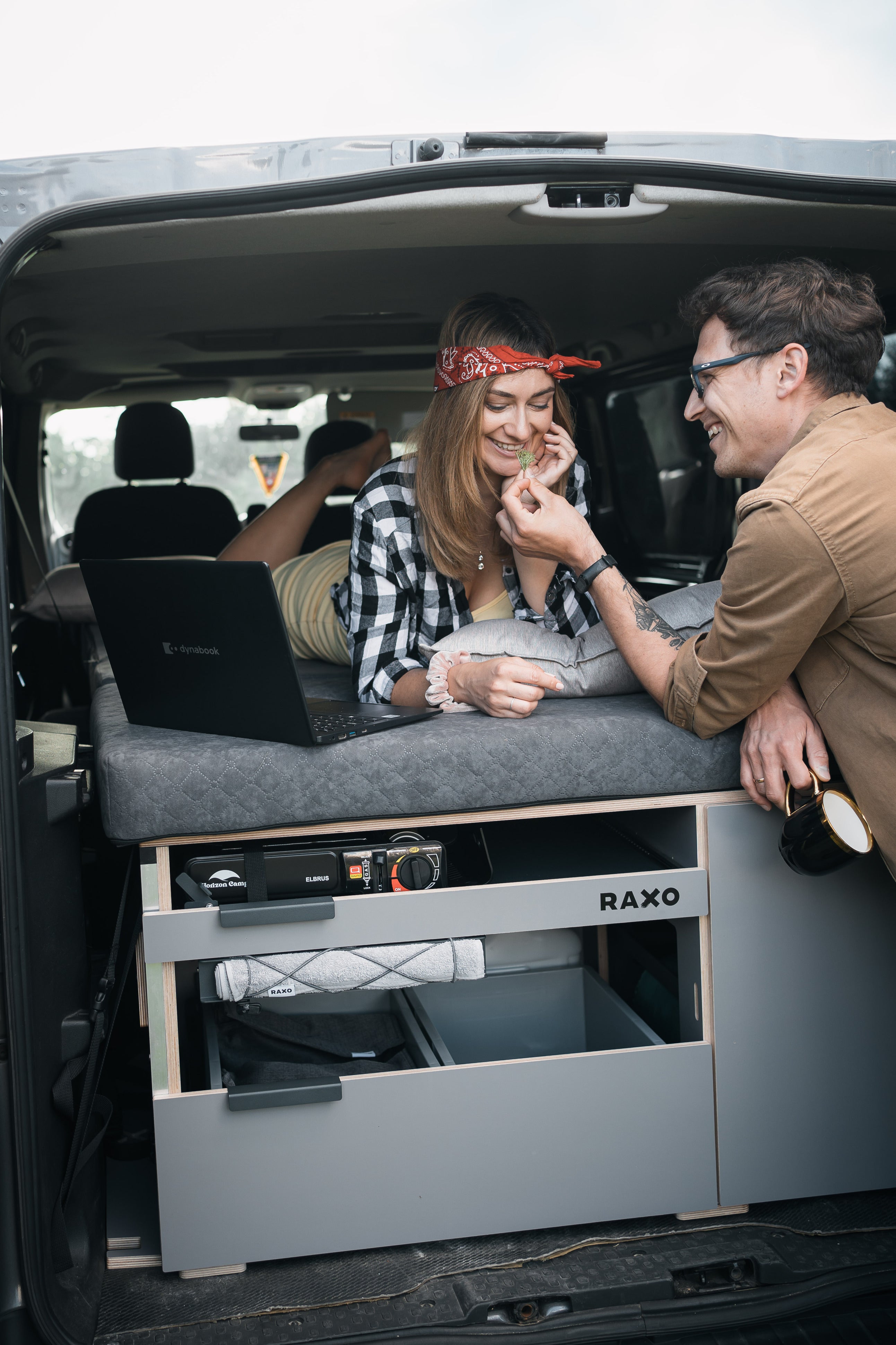 RAXO Base Campervan-Modul – Verwandeln Sie Ihr Auto in einen komfortablen und funktionalen Campervan