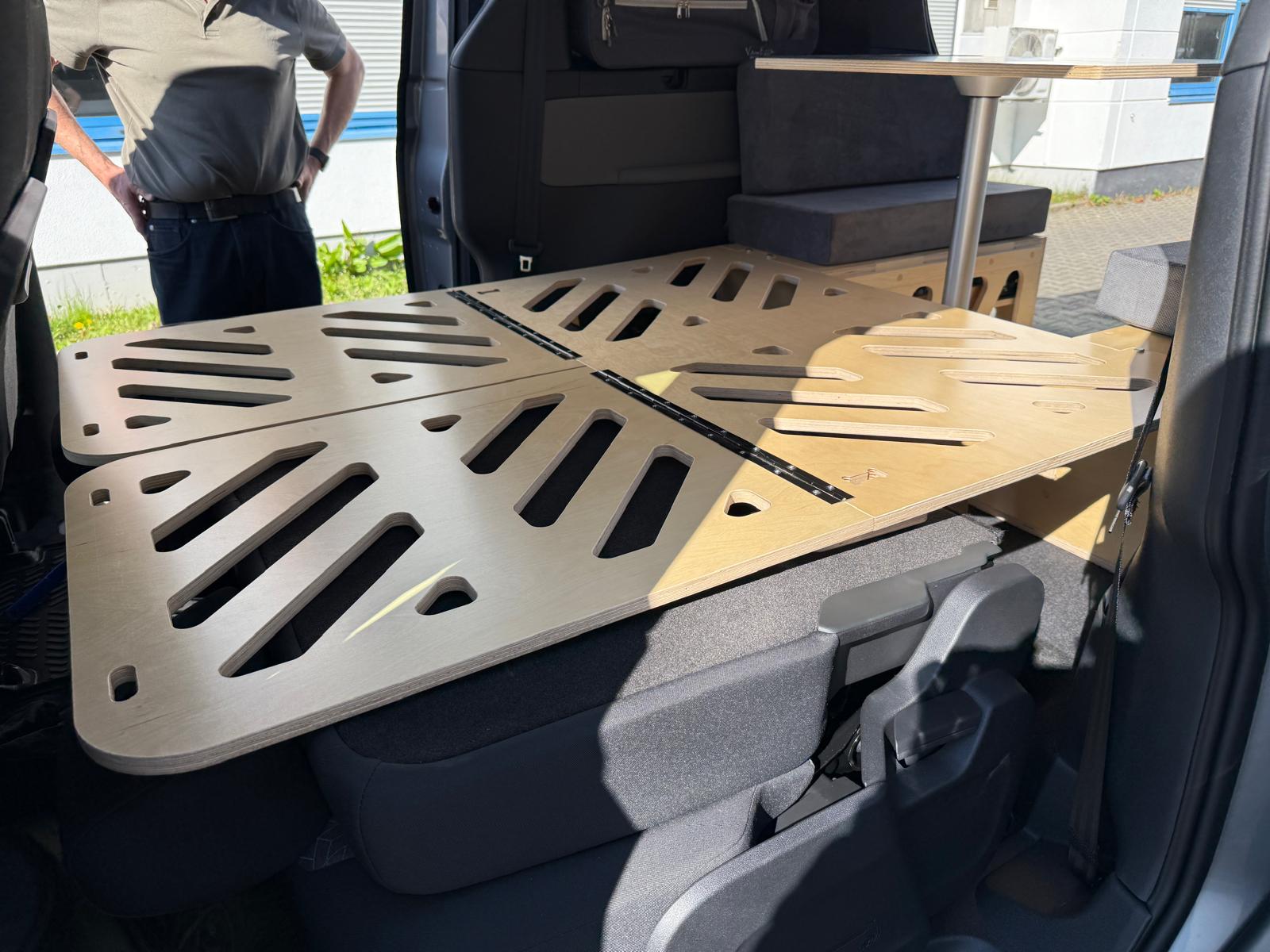MOONBOX 115 Modify - Campervan modul med siddegruppe