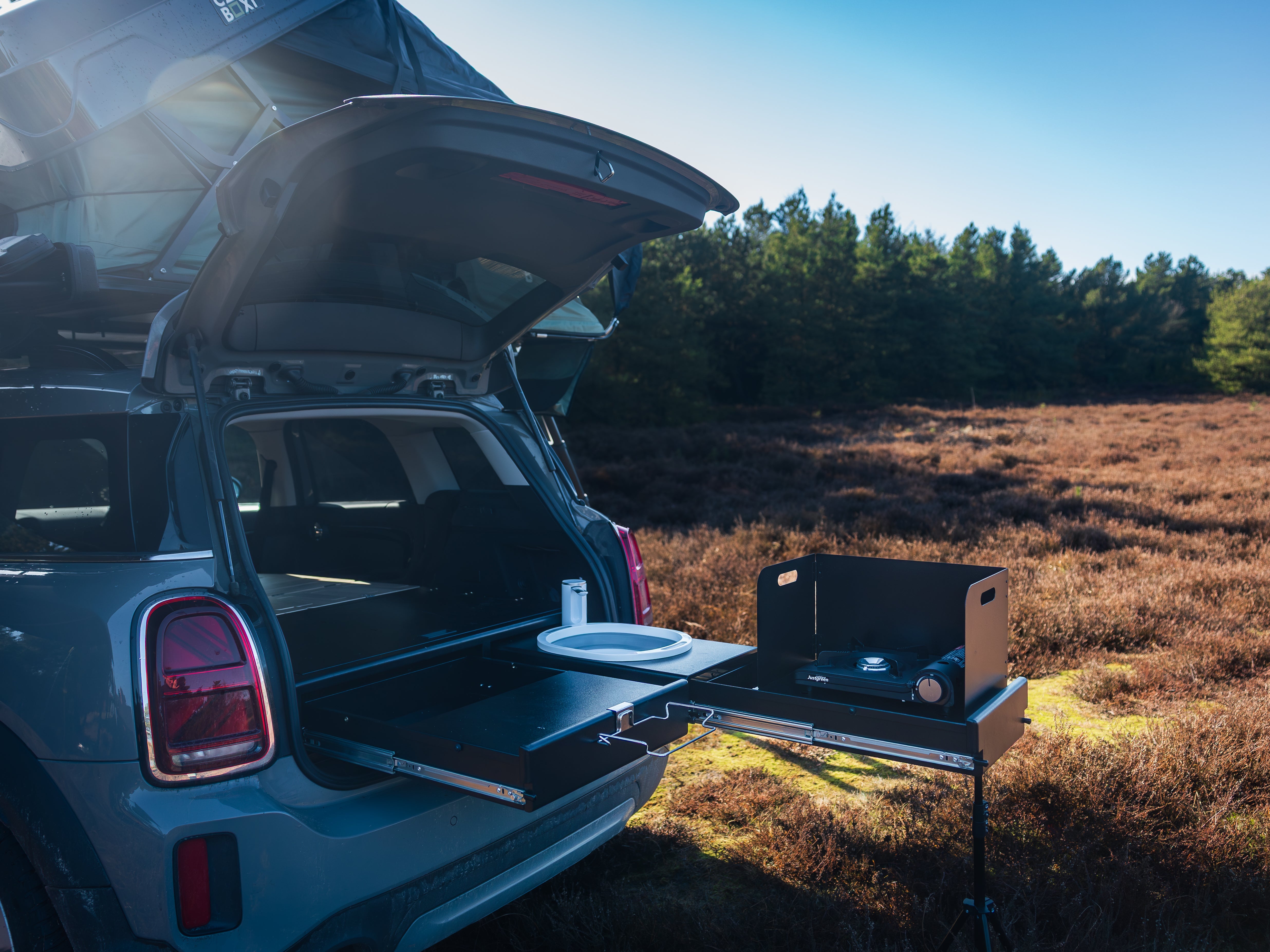 CampBoxi Kitchenfit - Alt-i-ét Camper Box til hverdagsbiler