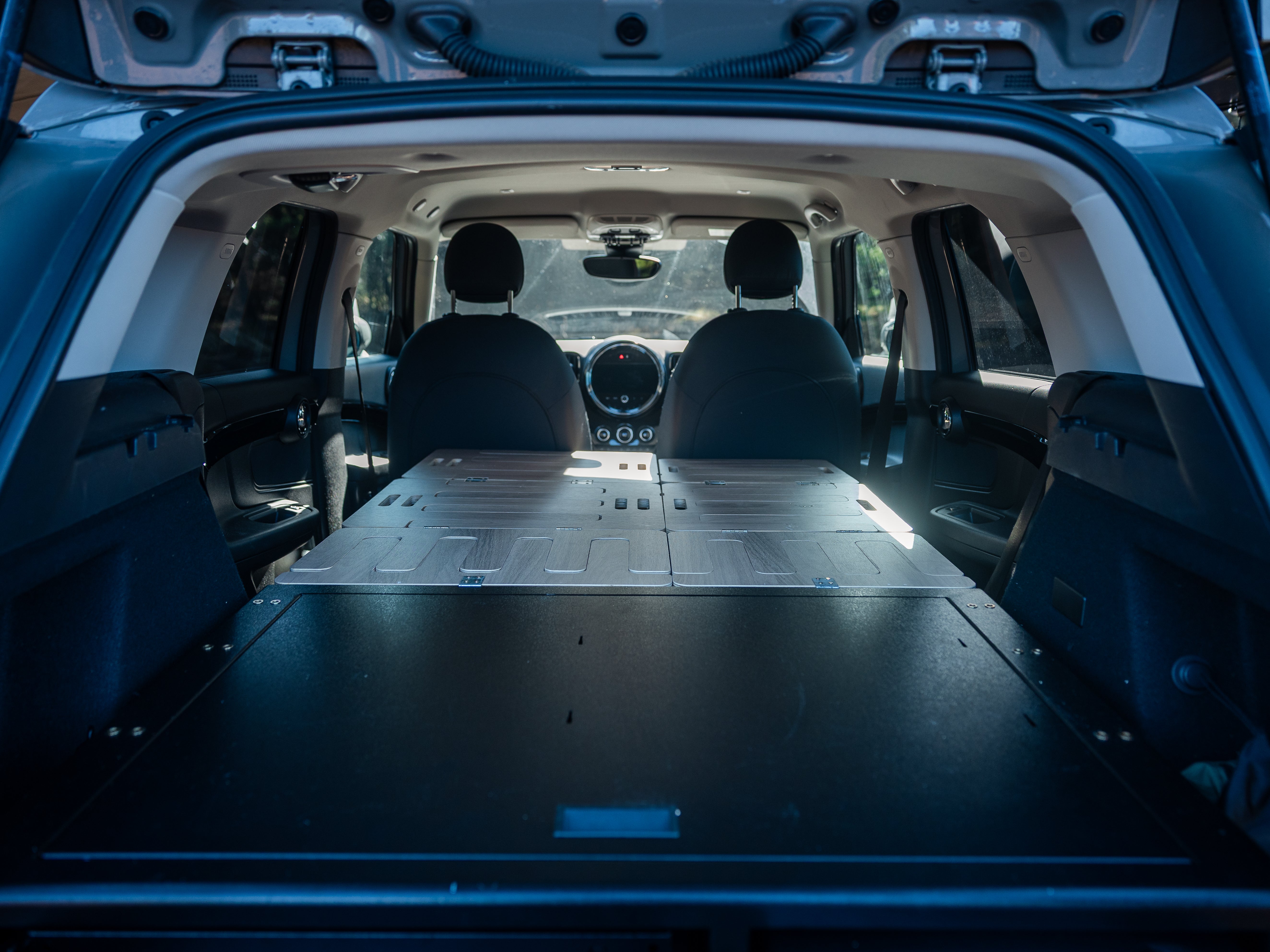 CampBoxi Kitchenfit - Alt-i-ét Camper Box til hverdagsbiler