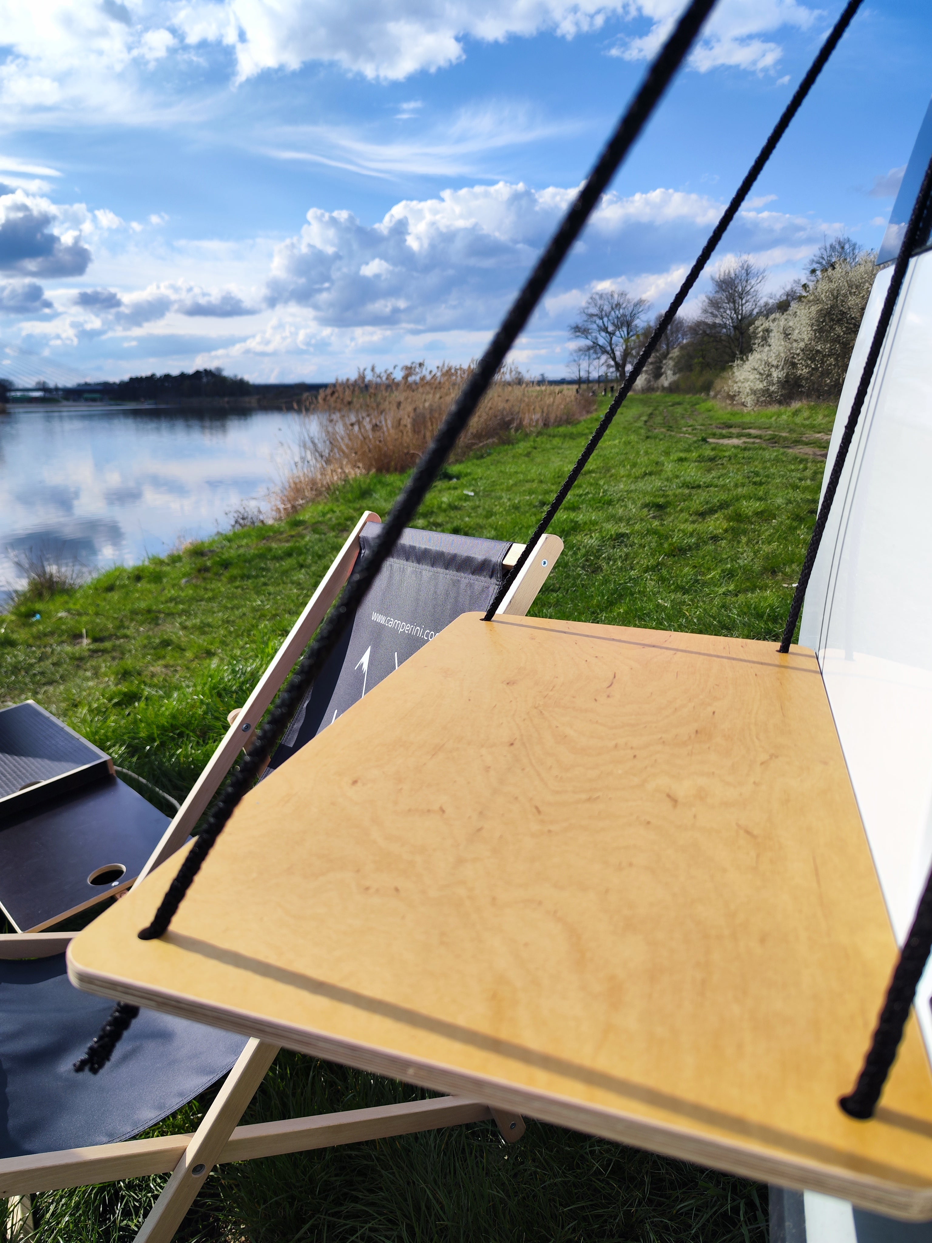 Camperini TABLE – Hängende Tischplatte