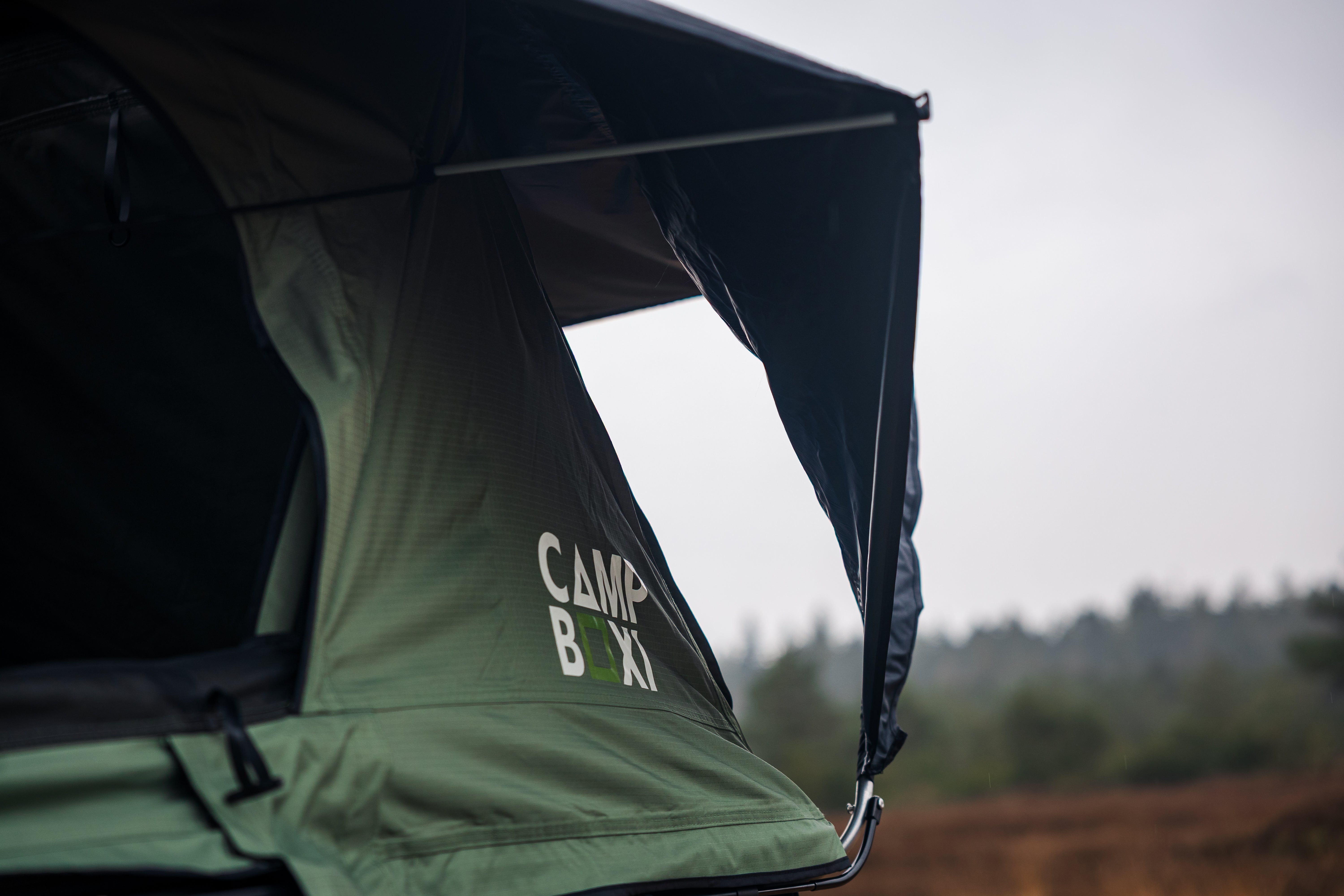 CampBoxi Nest 160 roof tent - All-in-one roof tent | Hydraulic opening | integrated window bars | comfort mattress