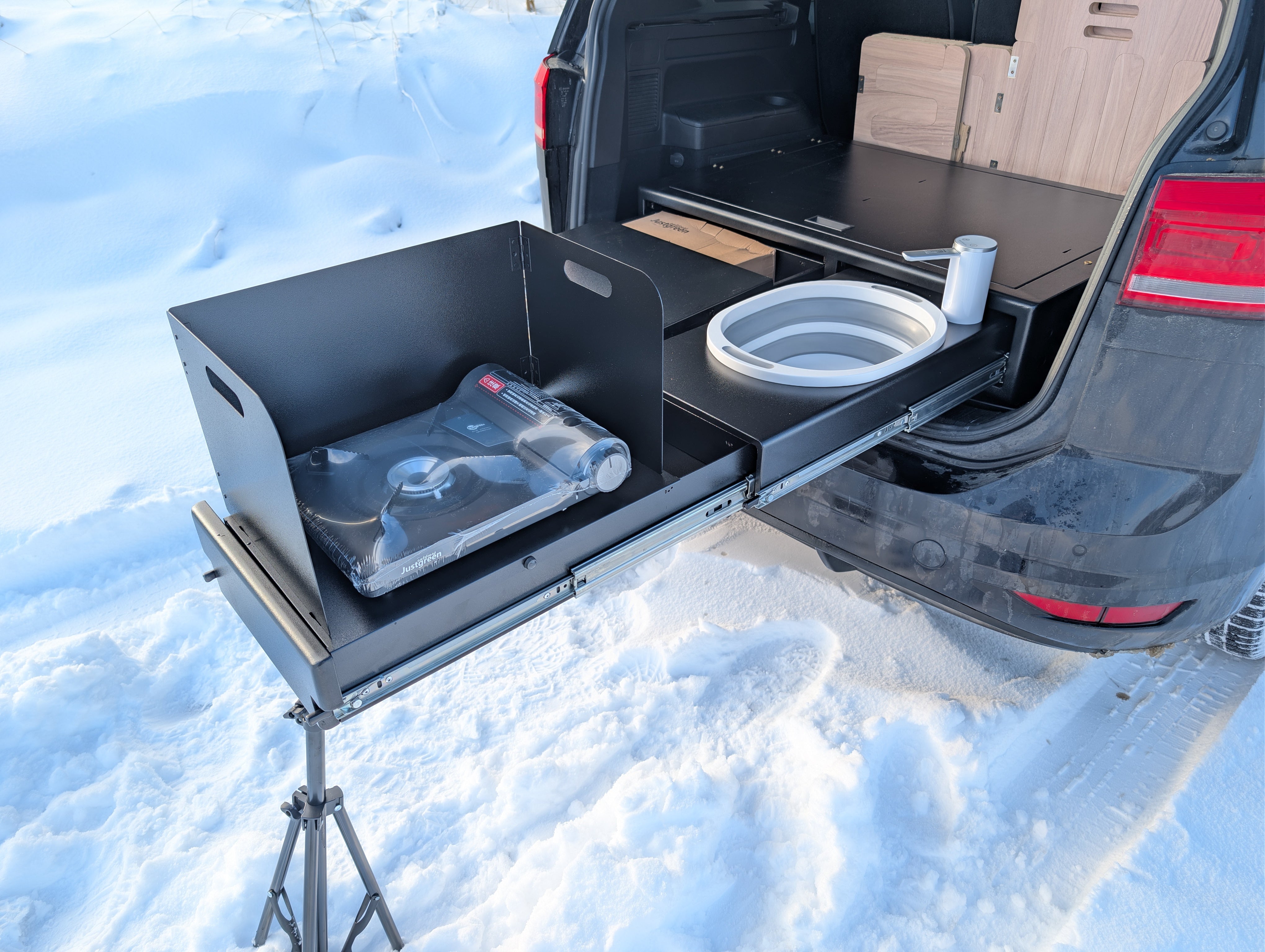 CampBoxi Kitchenfit - Alt-i-ét Campervan Modul til hverdagsbiler