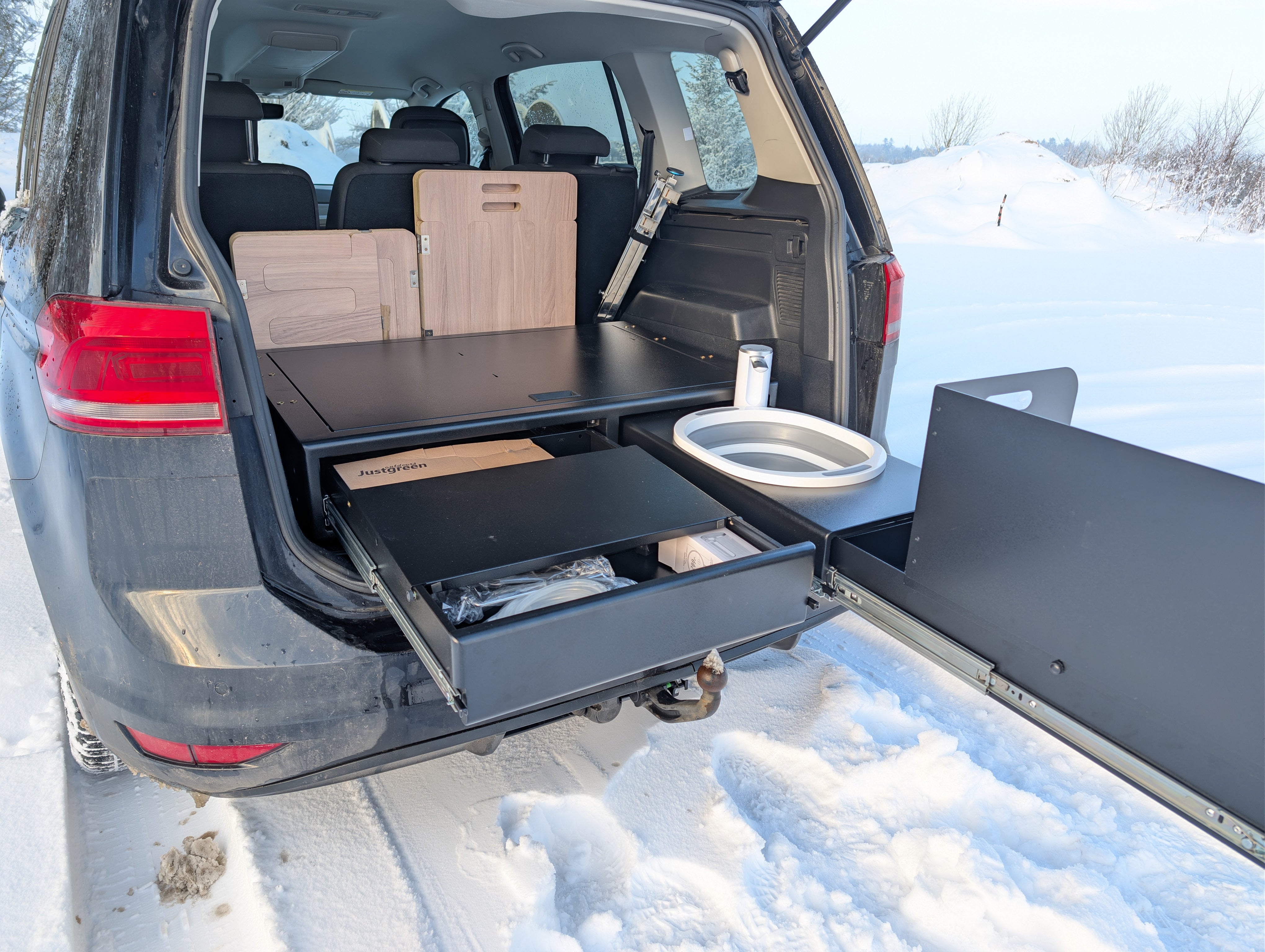 CampBoxi Kitchenfit - Alt-i-ét Campervan Modul til hverdagsbiler