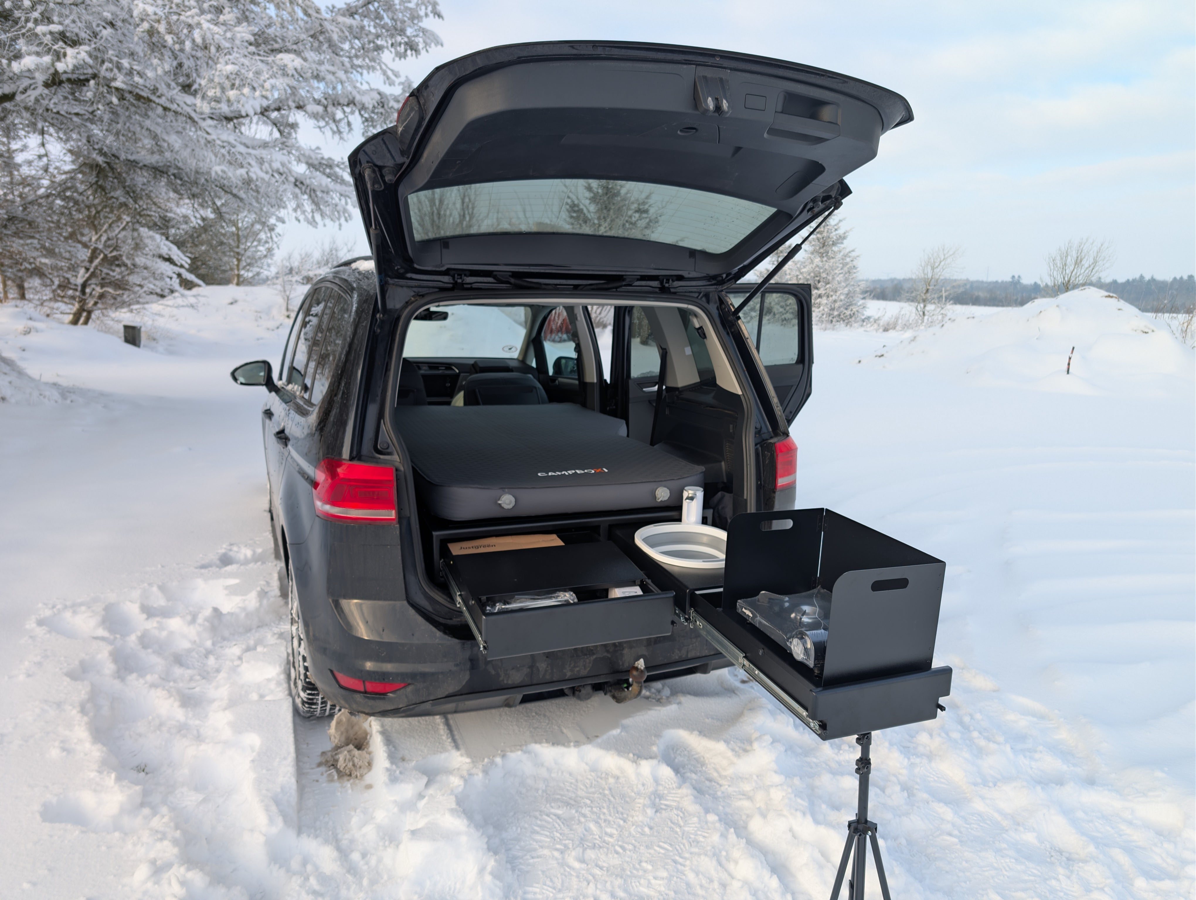 CampBoxi Kitchenfit - Alt-i-ét Campervan Modul til hverdagsbiler