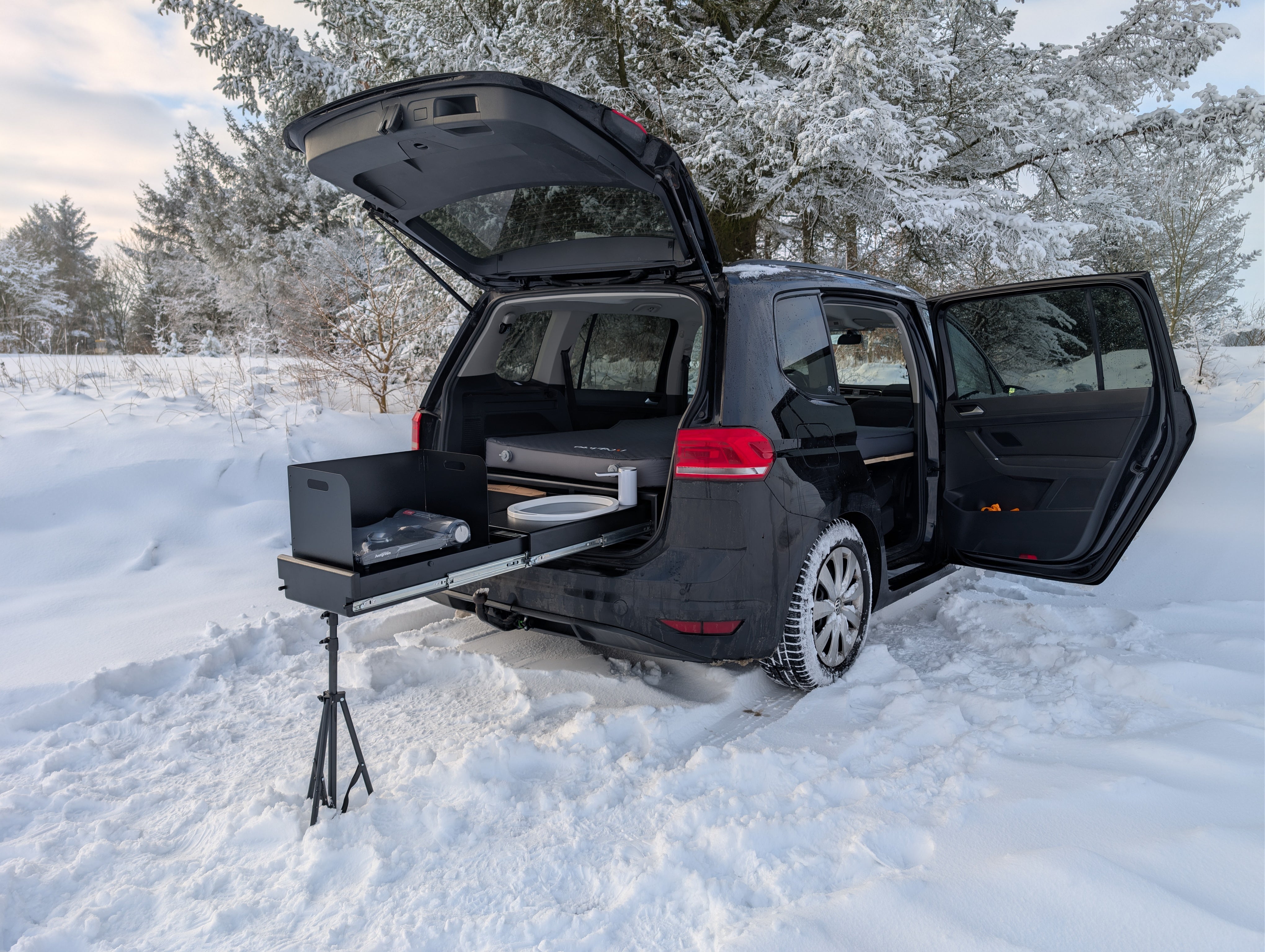 CampBoxi Kitchenfit - Alt-i-ét Campervan Modul til hverdagsbiler