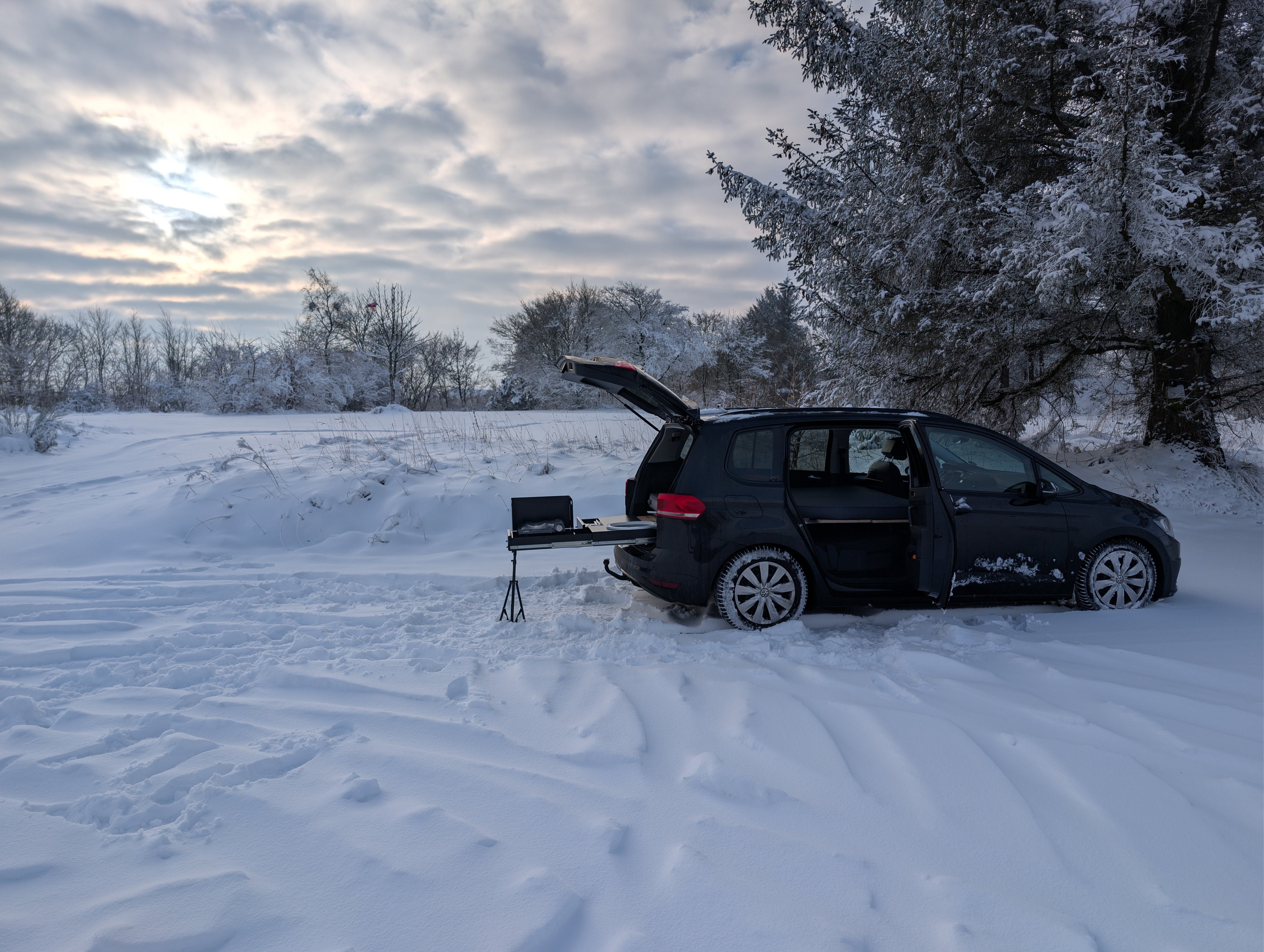 CampBoxi Kitchenfit - Alt-i-ét Campervan Modul til hverdagsbiler