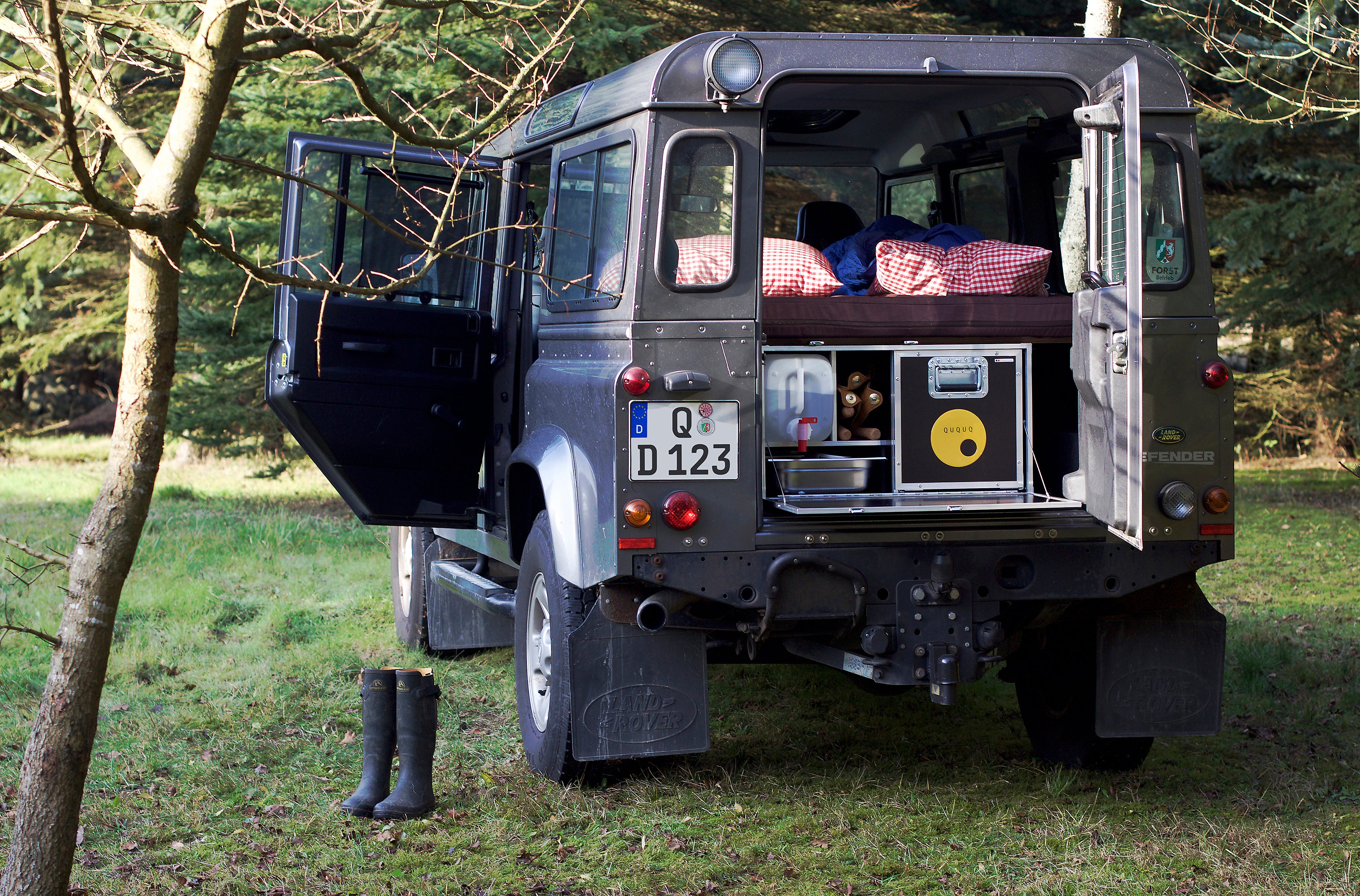 QUQUQ D-Box - Campervan modul til Landrover Defender